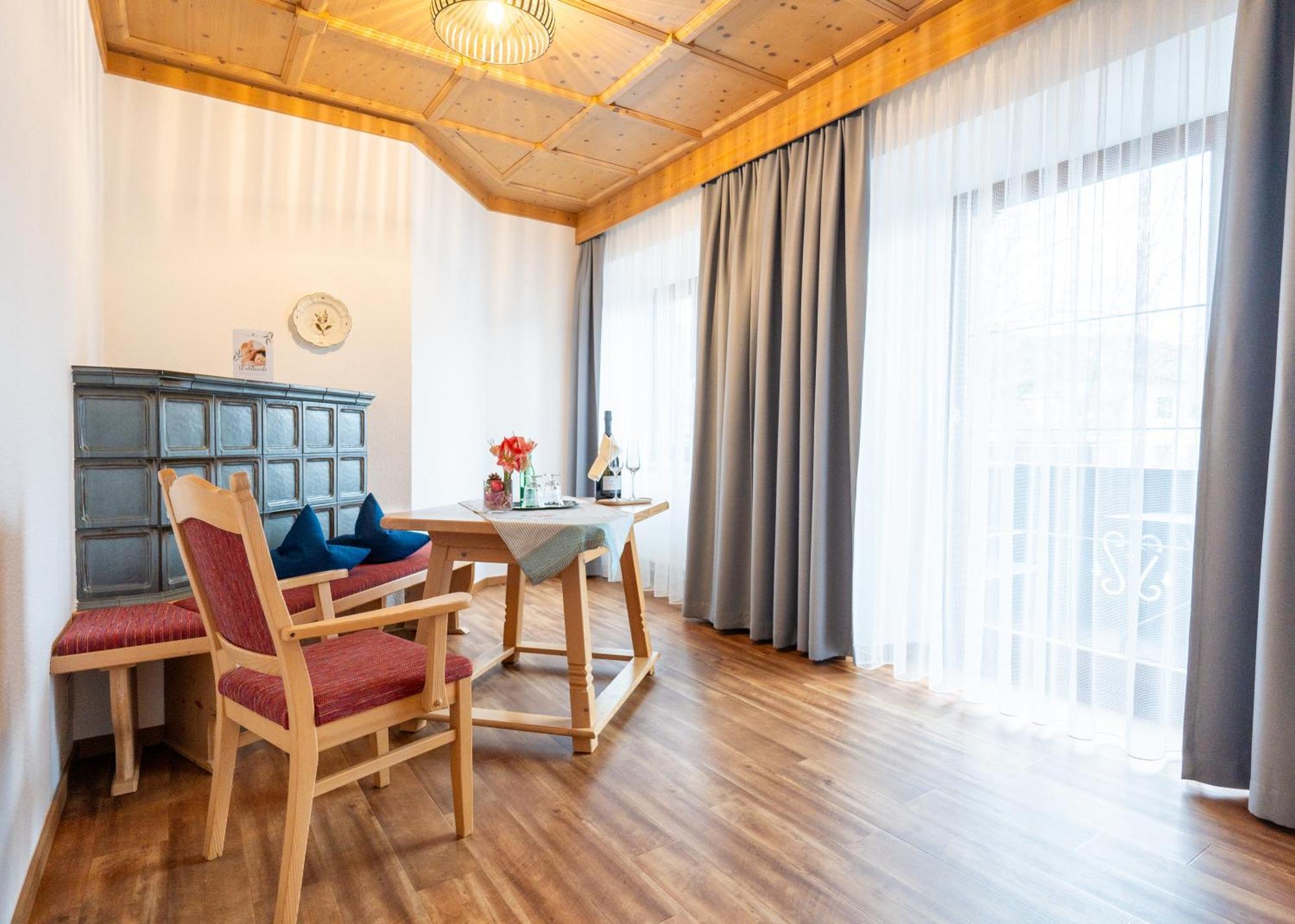 Hotel Krone Tirol Reutte Εξωτερικό φωτογραφία